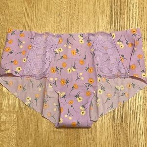 NWT Pink No-Show Hipster